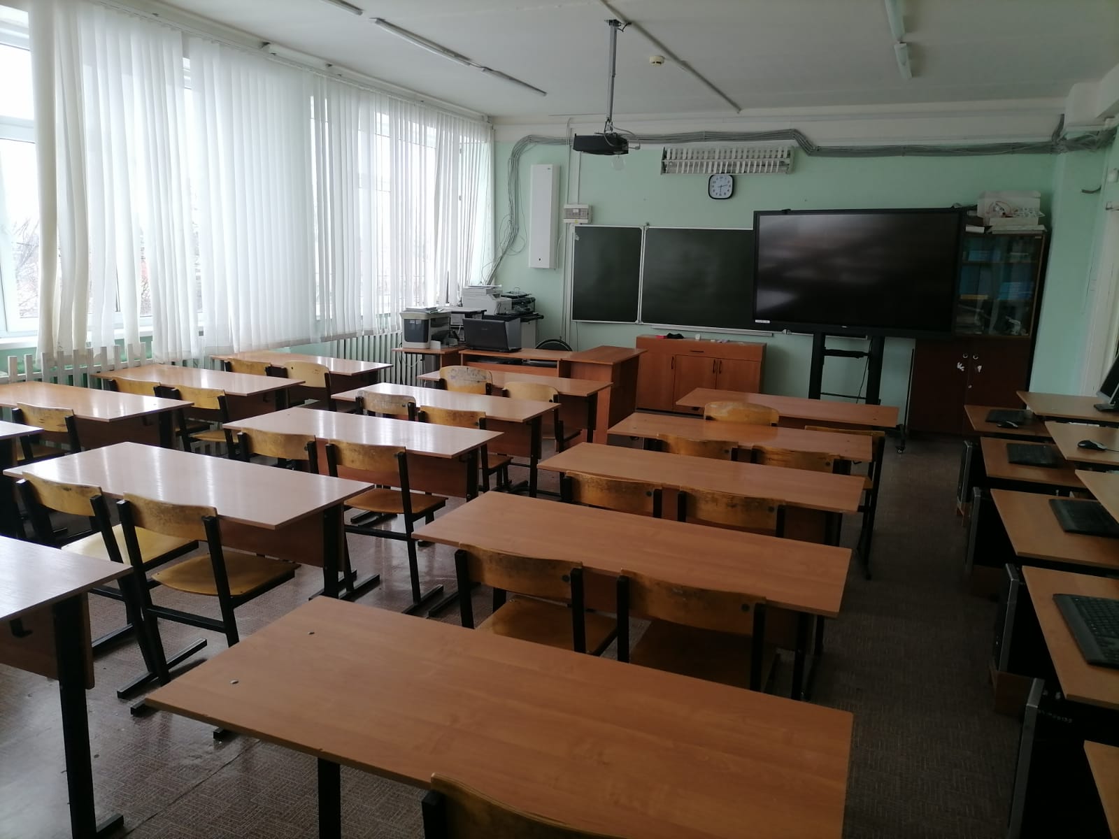 Изображения кабинета.